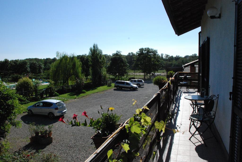 Agriturismo Fano'S Farm Suno Room photo